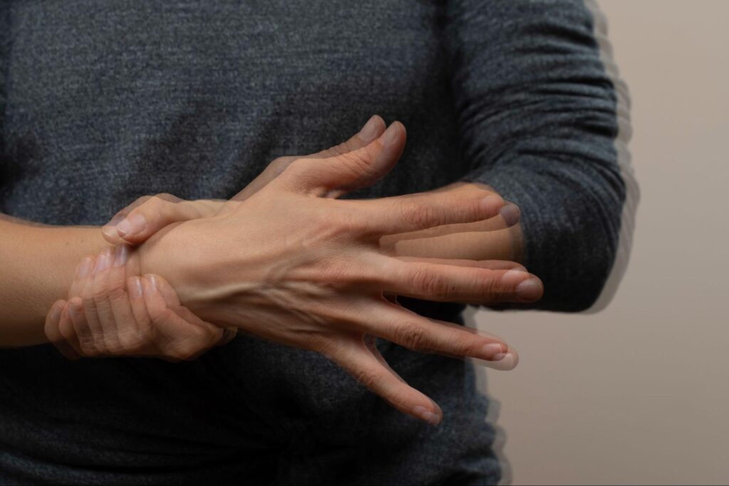 Tremor: zašto ruke ‘drhte’ i kada trebate posjetiti neurologa 5